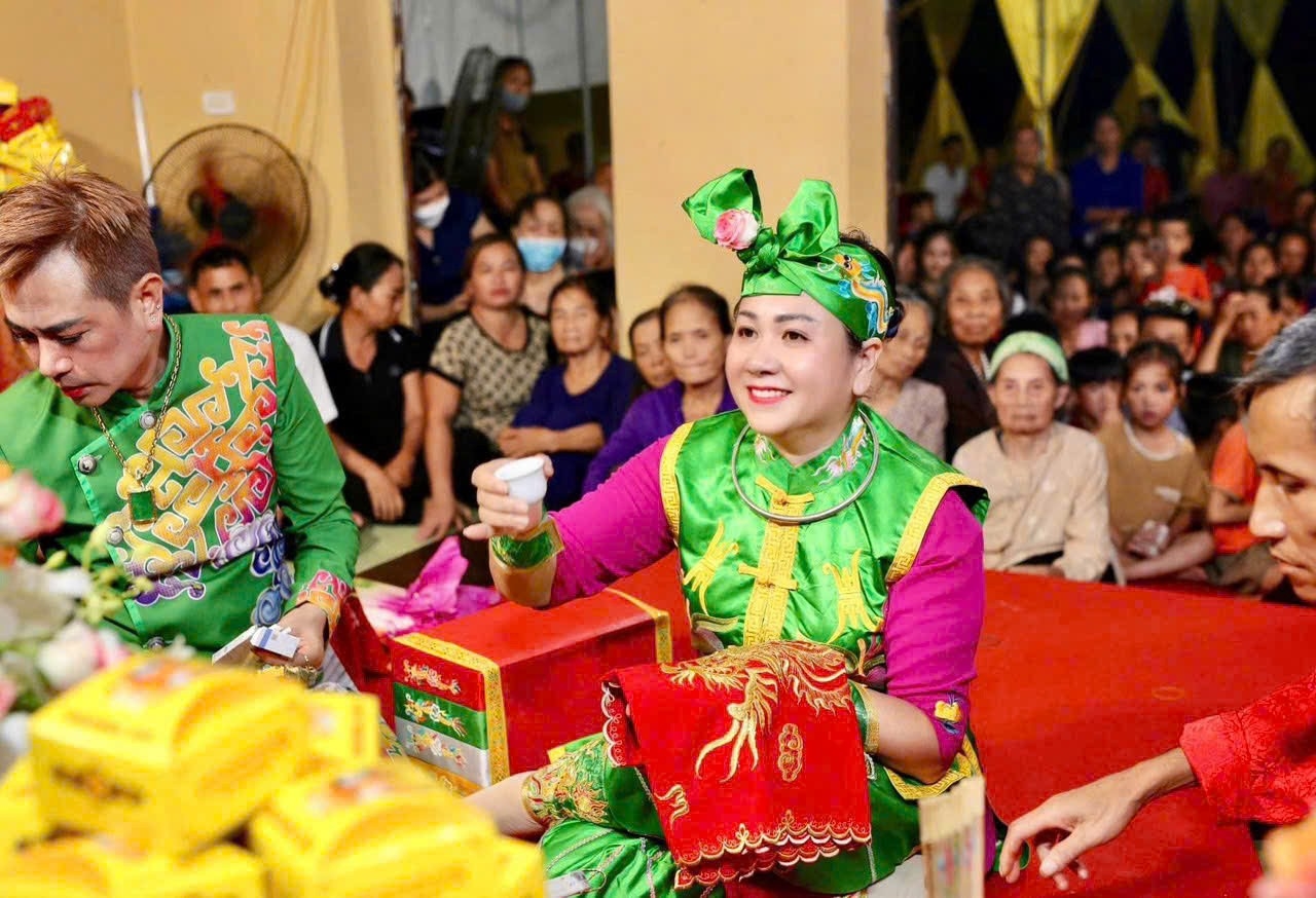 Hiến pháp năm 2013 khẳng định “Mọi người có quyền tự do tín ngưỡng, tôn giáo”