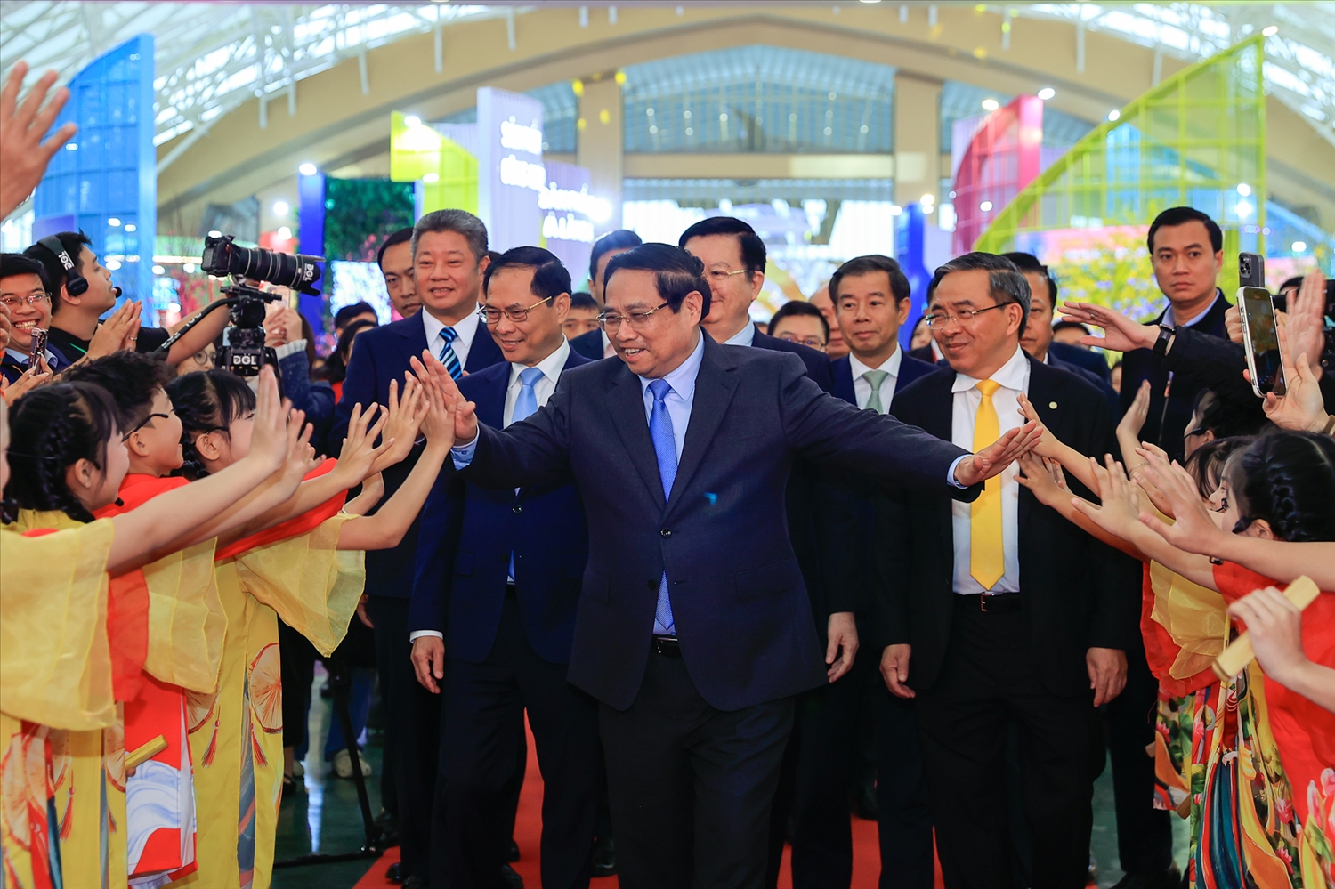 Thủ tướng khai mạc Hội chợ Mùa Xuân lần thứ nhất năm 2026 với 3 kỳ vọng lớn 1