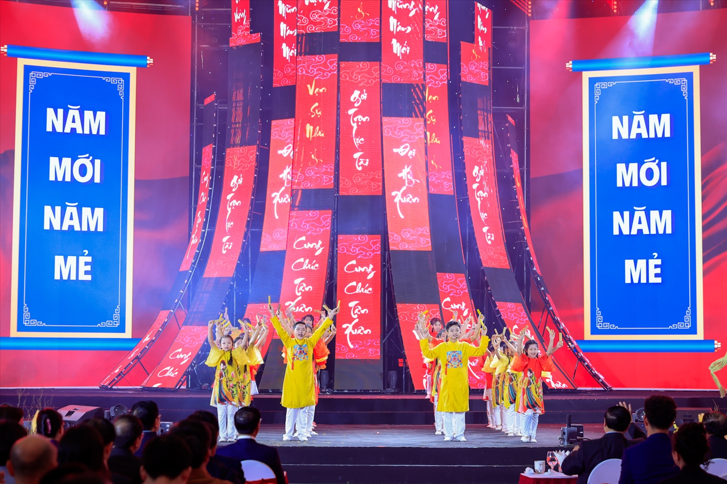 Thủ tướng khai mạc Hội chợ Mùa Xuân lần thứ nhất năm 2026 với 3 kỳ vọng lớn 10