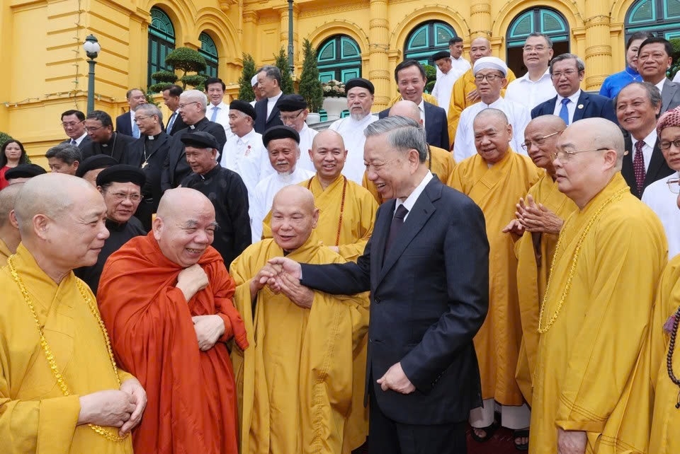 Chủ tịch nước Tô Lâm (nay là Tổng Bí thư) gặp mặt Đoàn đại biểu chức sắc, chức việc, lãnh đạo các tổ chức tôn giáo, ngày 13/6/2024