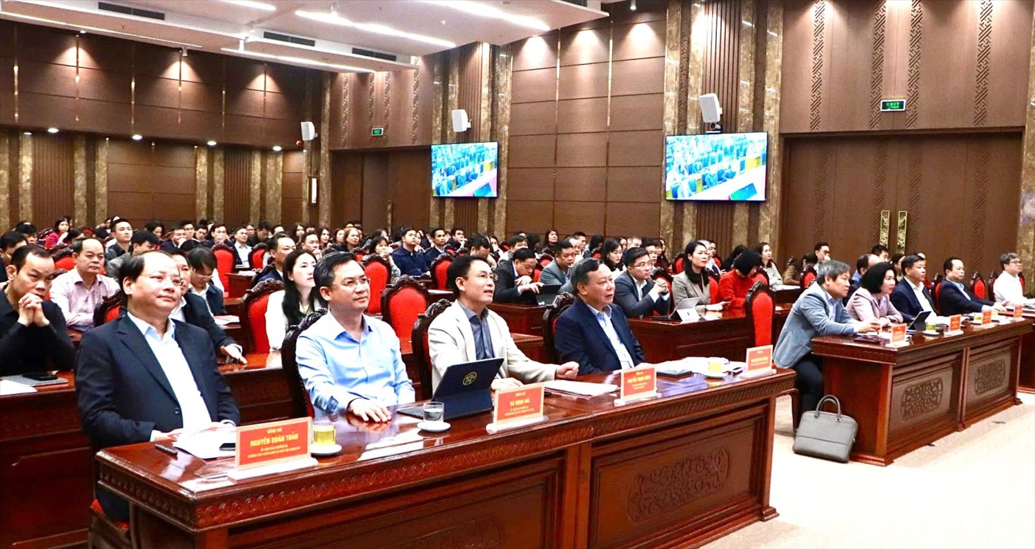 Các đại biểu tham dự tại điểm cầu Thành ủy Hà Nội