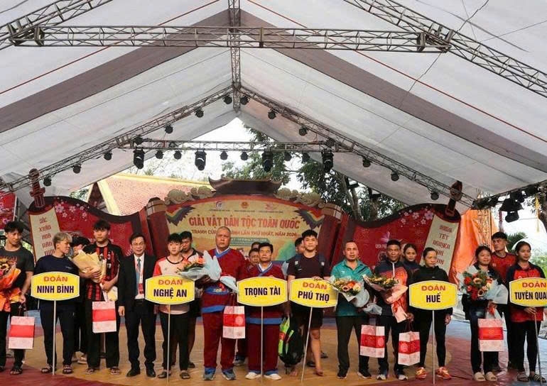 Tại Lễ hội, Liên đoàn Vật Việt Nam phối hợp các đơn vị tổ chức giải vật dân tộc toàn quốc tranh cúp Hòa Bình lần thứ nhất, năm 2026.