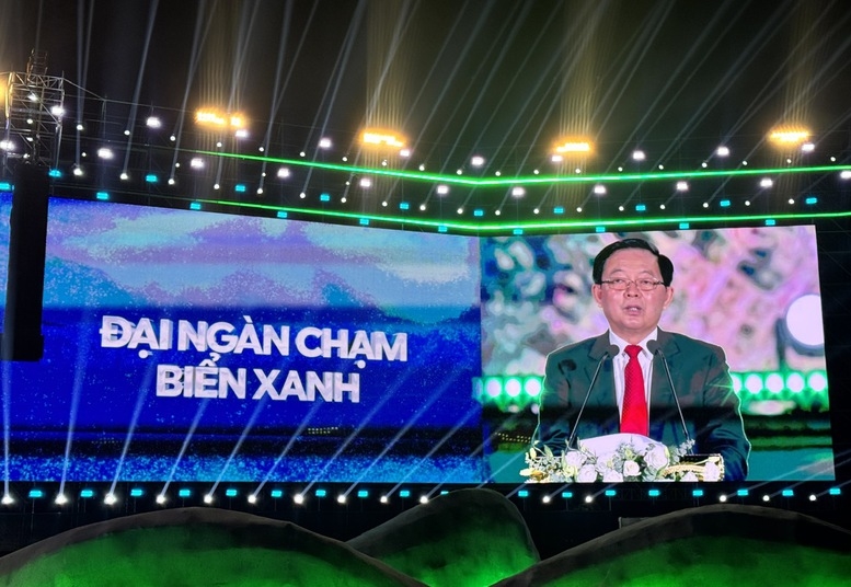 Phó Thủ tướng Hồ Quốc Dũng phát biểu chỉ đạo tại Lễ khai mạc Năm Du lịch quốc gia - Gia Lai 2026 - Ảnh: VGP/Gia Huy