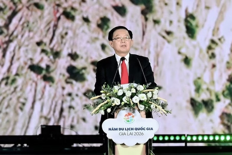Phó Thủ tướng Hồ Quốc Dũng đề nghị tỉnh Gia Lai tập trung huy động nguồn lực, quy hoạch đồng bộ các tổ hợp du lịch văn hóa - lịch sử - tâm linh - Ảnh: ĐT