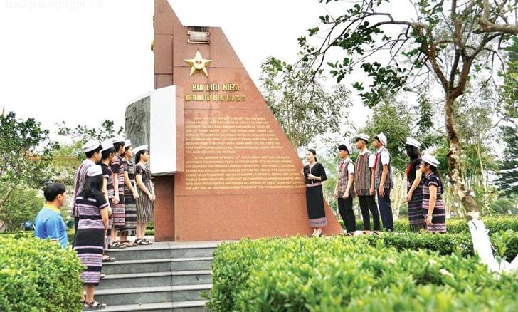 Di tích Khởi nghĩa Ba Tơ - “Địa chỉ đỏ” trong giáo dục truyền thống cách mạng cho các thế hệ trẻ đồng bào Hrê hôm nay