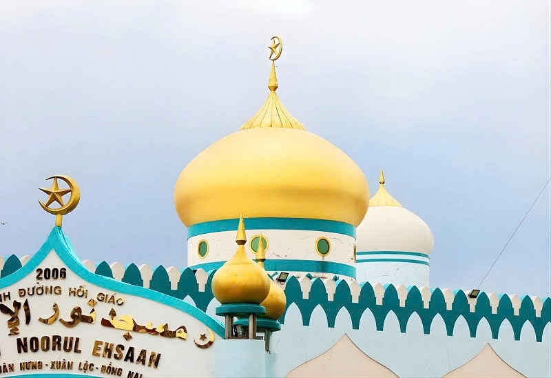 Một góc thánh đường Hồi giáo Masjid Nourul Ehsaan tại Đồng Nai