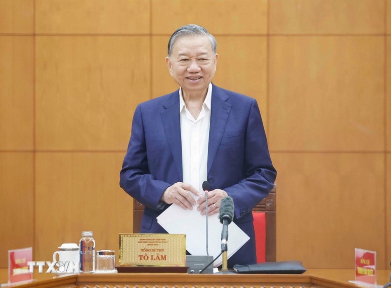 Tổng Bí thư Tô Lâm phát biểu chỉ đạo tại cuộc làm việc. (Ảnh: ĐĂNG KHOA)
