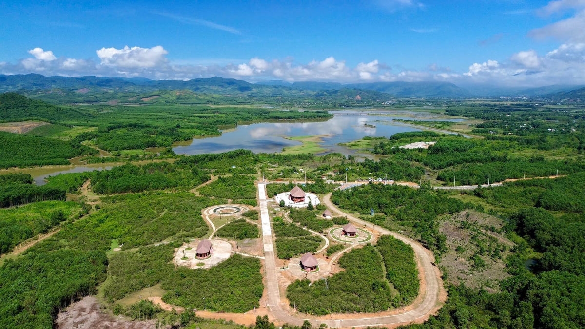 Làng văn hóa các DTTS ở A Lưới nhìn từ trên cao