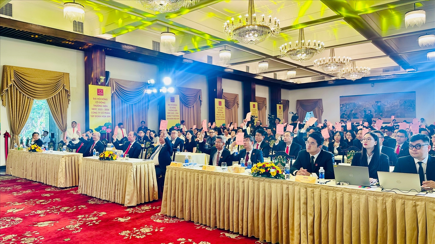 Quang cảnh Đại hội đồng Cổ đông