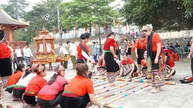 Các trò chơi dân gian cũng được chú trọng trong dịp lễ hội