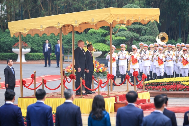 Lễ đón Thủ tướng Slovakia Robert Fico thăm chính thức Việt Nam được tổ chức trọng thể tại Phủ Chú tịch - Ảnh: VGP/Nhật Bắc