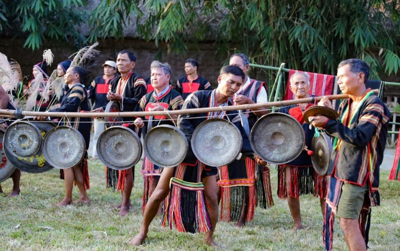 Những giá trị văn hóa đặc sắc của các dân tộc thiểu số sẽ được lan tỏa mạnh mẽ khi ứng dụng công nghệ tiên tiến vào hoạt động văn hóa (Ảnh minh họa)