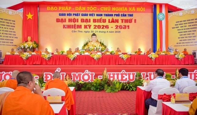 Chư tôn đức Chứng minh, Chủ tọa đoàn Đại hội đại biểu Giáo hội Phật giáo Việt Nam thành phố Cần Thơ lần thứ I