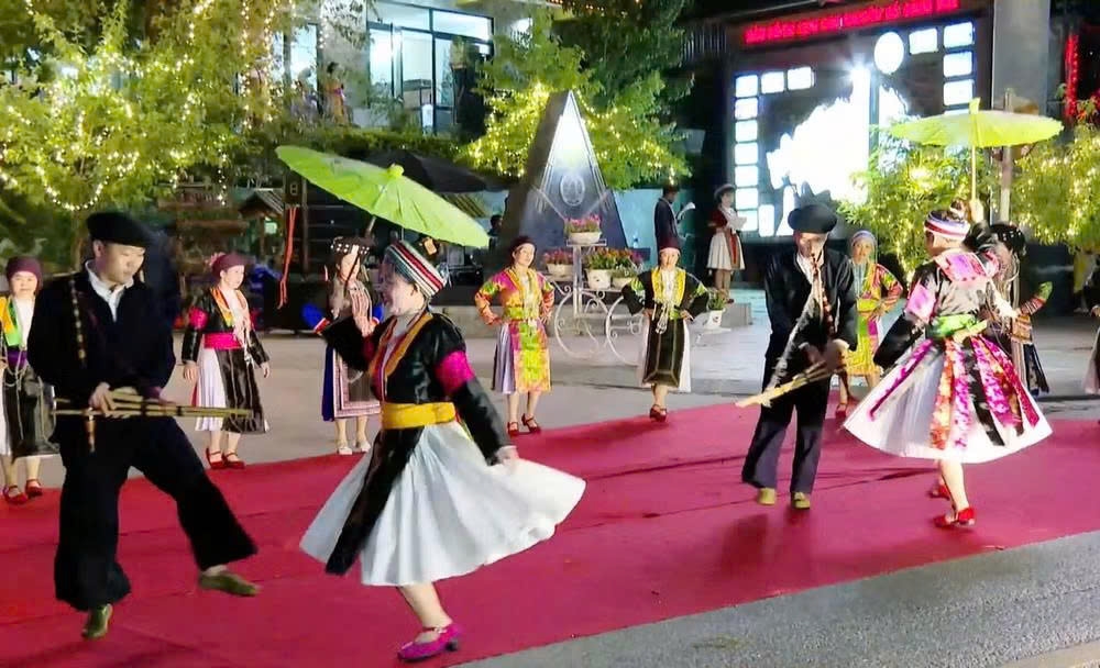 Nghệ thuật múa Khèn của người Mông đã được công nhận là di sản văn hóa phi vật thể cấp quốc gia.