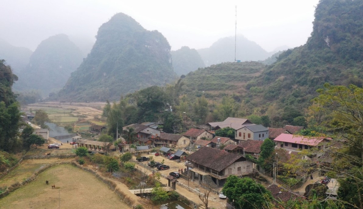 Khuoi Ky Village, over 400 years old still displays unique features that attract tourists