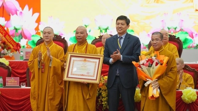 Tập thể Ban Trị sự Giáo hội Phật giáo Việt Nam tỉnh Lạng Sơn nhận Bằng khen của Thủ tướng Chính phủ 