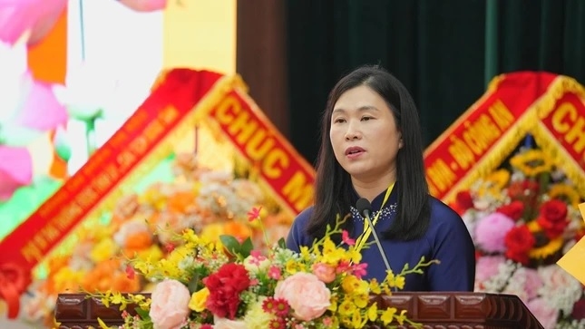 Bà Trần Thanh Nhàn, Phó Chủ tịch Ủy ban Nhân dân tỉnh Lạng Sơn phát biểu tại Đại hội