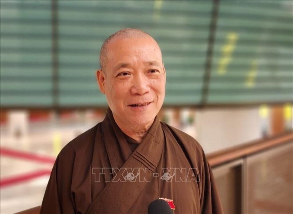 Hòa thượng Thích Bảo Nghiêm, Phó Chủ tịch Hội đồng Trị sự Giáo hội Phật giáo Việt Nam, đại biểu Quốc hội Thành phố Hà Nội trả lời phỏng vấn bên lề Kỳ họp thứ Nhất, Quốc hội khóa XVI về dự án Luật Tín ngưỡng, tôn giáo (sửa đổi).