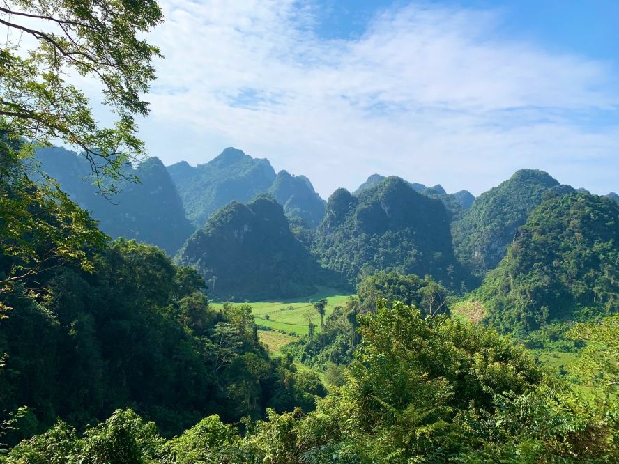 Làng Lân Nóng ẩn giữa thung lũng xanh thẳm