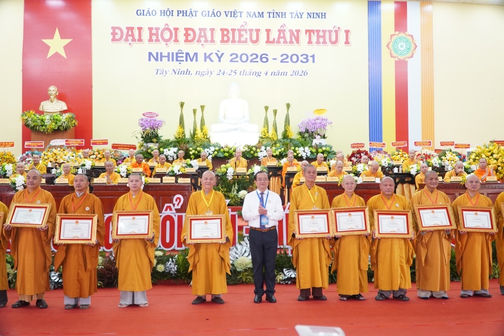 Các cá nhân nhận Bằng khen của Ủy ban Nhân dân tỉnh Tây Ninh trao tặng