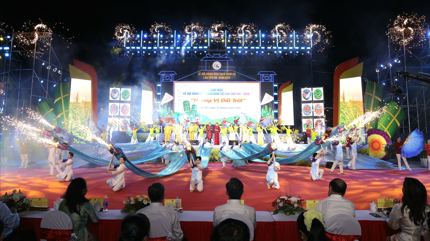 Chương trình nghệ thuật khai mạc gồm hai phần “Linh thiêng nguồn cội” và “Hương vị phương Nam”