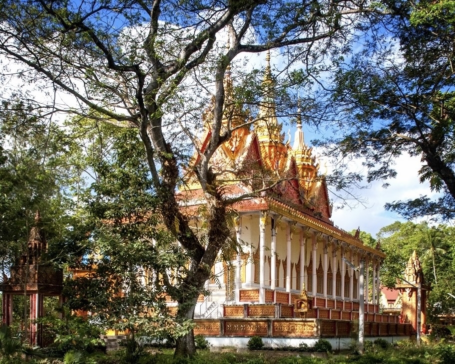 Prasat Kong một trong những ngôi chùa Khmer cổ ở TP. Cần Thơ