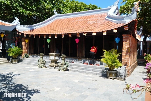 Chùa Trường Sa không chỉ là địa điểm sinh hoạt tôn giáo - tín ngưỡng truyền thống của cư dân trên quần đảo Trường Sa, mà còn thể hiện sinh động đời sống văn hóa, tinh thần của người Việt ngày đêm bám biển, giữ chủ quyền biển đảo thiêng liêng.