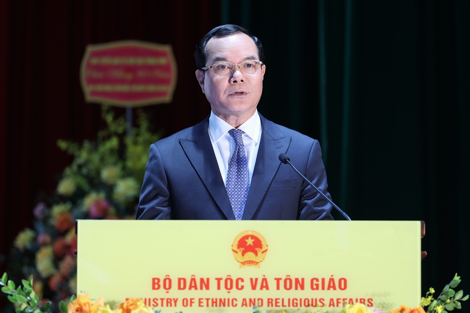 Bộ trưởng Bộ Dân tộc và Tôn giáo Nguyễn Đình Khang phát biểu tại buổi gặp mặt kỷ niệm.. 