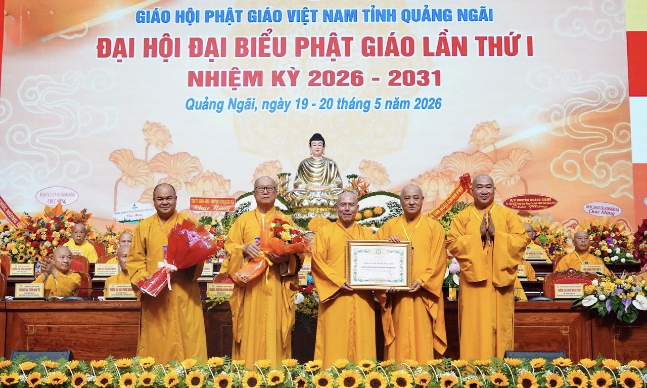 Trung ương Giáo hội Phật giáo Việt Nam tặng Bằng tuyên dương công đức cho Ban Trị sự Giáo hội Phật giáo Việt Nam tỉnh Quảng Ngãi vì những đóng góp nổi bật trong công tác Phật sự nhiệm kỳ qua.
