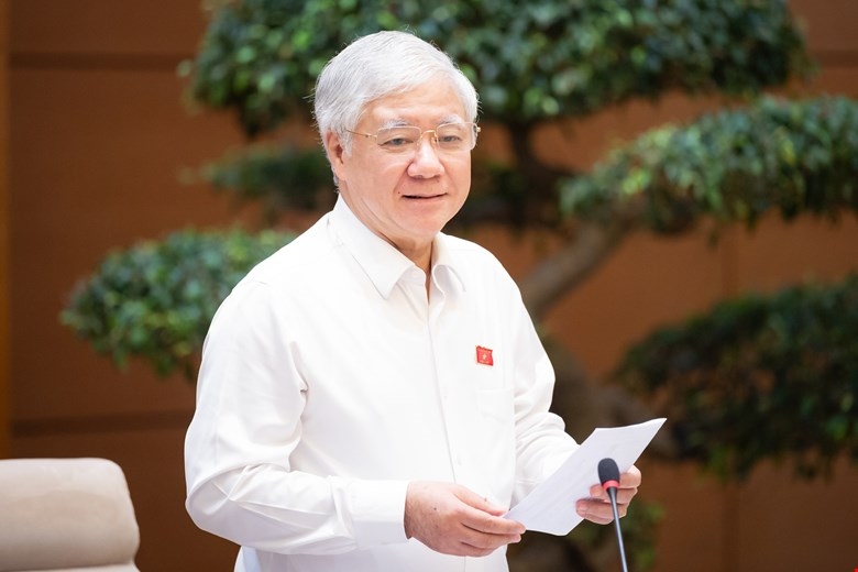 Phó Chủ tịch Thường trực Quốc hội Đỗ Văn Chiến phát biểu tại cuộc làm việc 