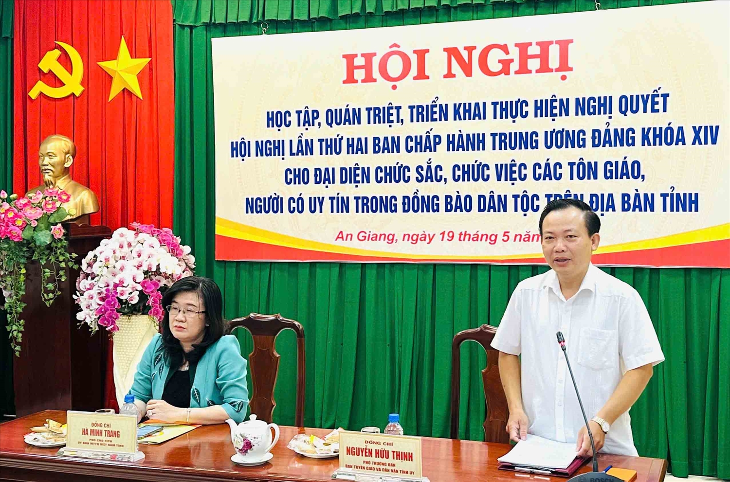 Phó Trưởng Ban Tuyên giáo và Dân vận Tỉnh ủy An Giang Nguyễn Hữu Thịnh quán triệt Nghị quyết Trung ương 2 Khóa XIV đến chức sắc tôn giáo và người có uy tín