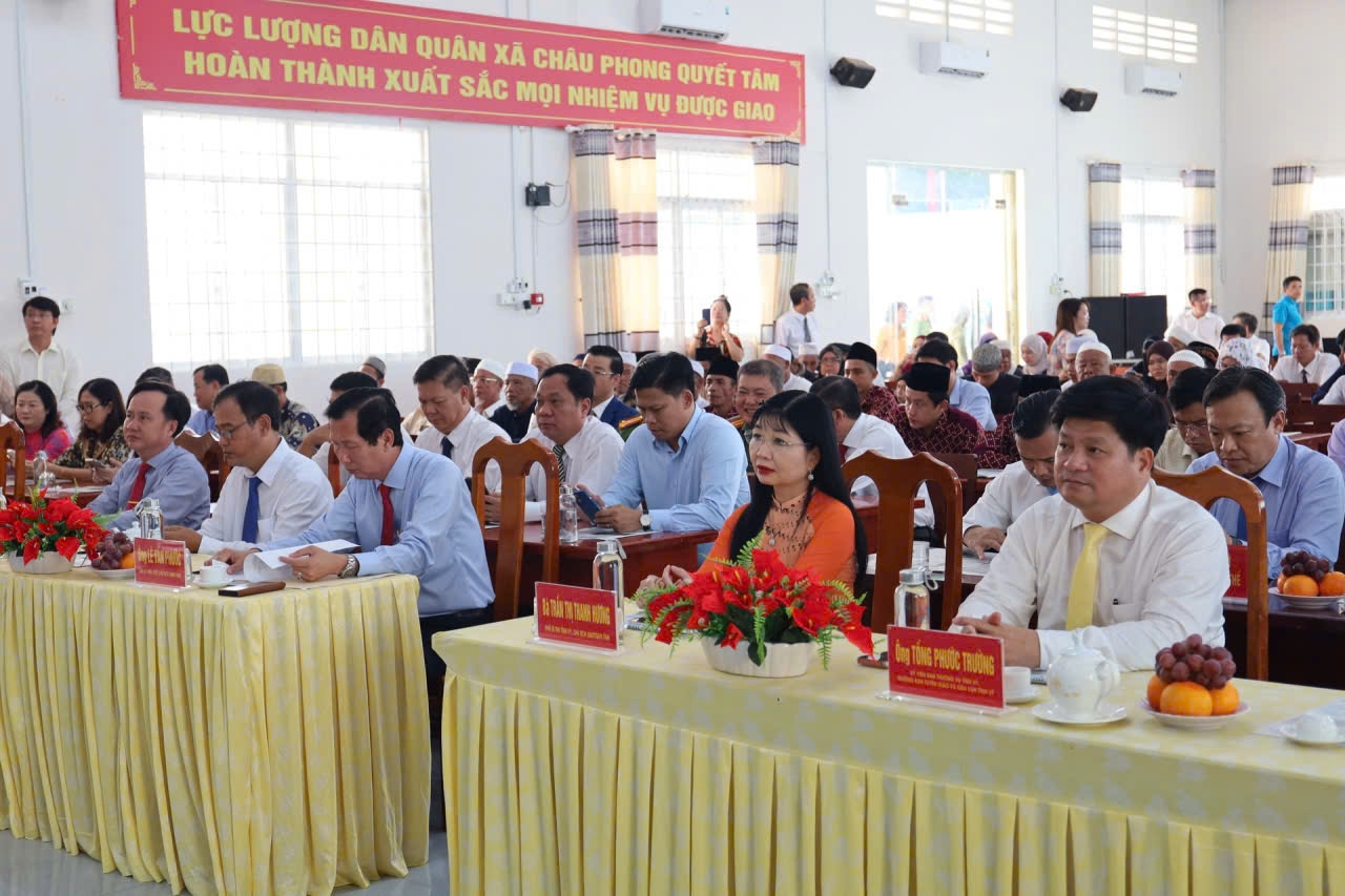 Quang cảnh buổi gặp mặt nhân dịp Tết Roya Haji