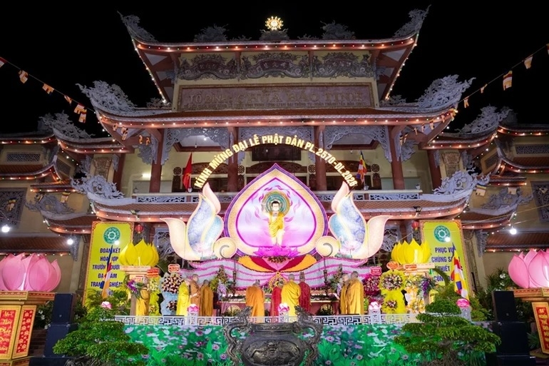 Trang nghiêm kính mừng Đại lễ Phật đản 2570 tại chùa Bảo Tịnh