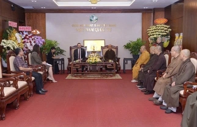 Quang cảnh buổi tiếp