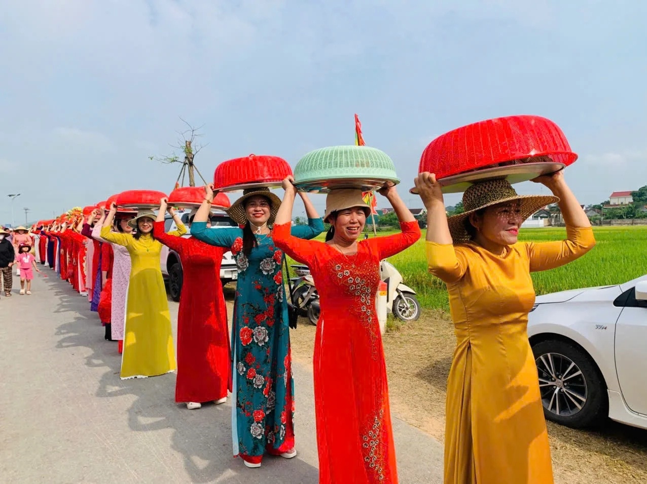 Lễ hội đình Sừng năm 2026 thu hút đông đảo Nhân dân và du khách thập phương về tham dự