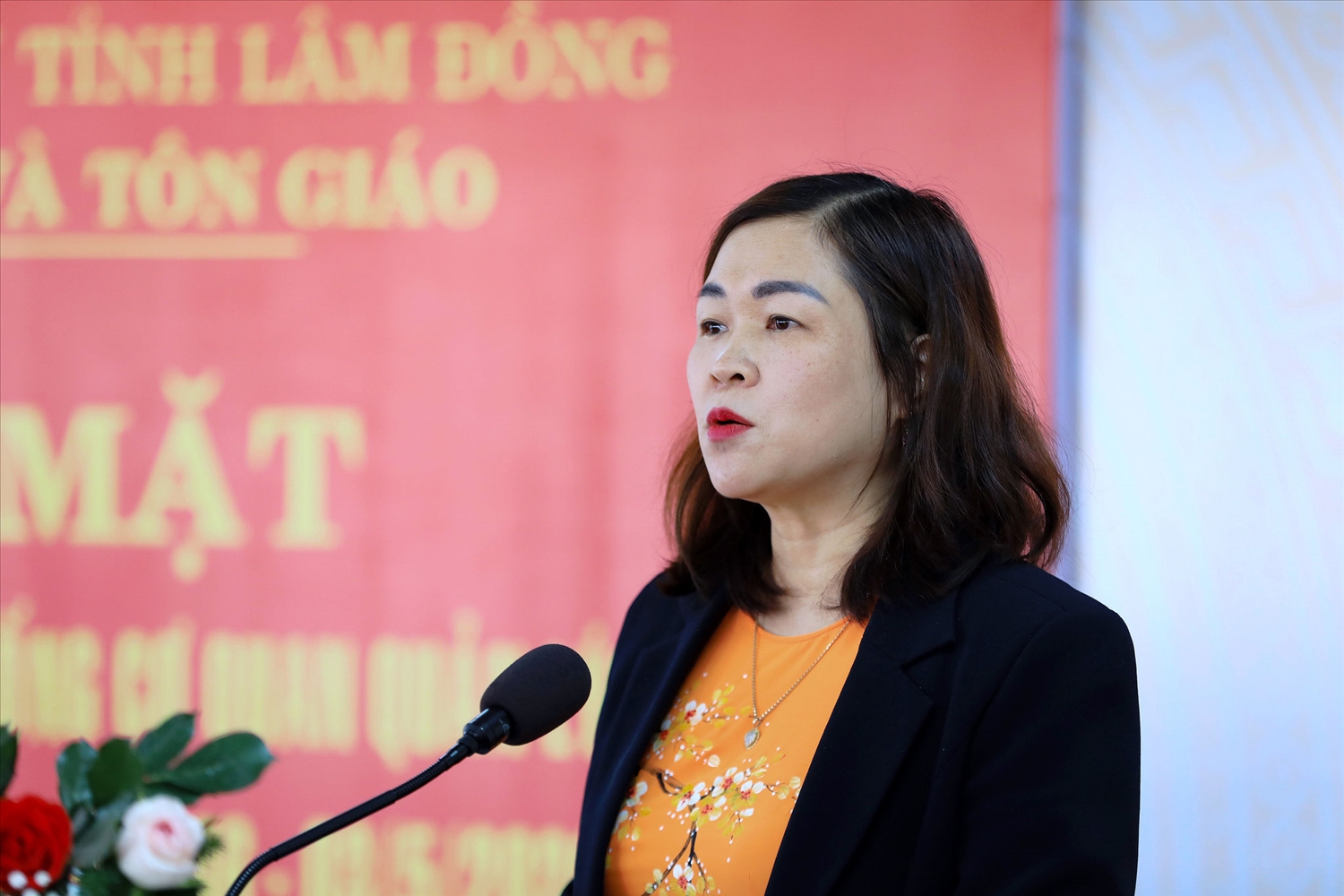Phó Giám đốc Sở Dân tộc và Tôn giáo Lâm Đồng Nguyễn Thị Phương Thảo phát biểu khai mạc