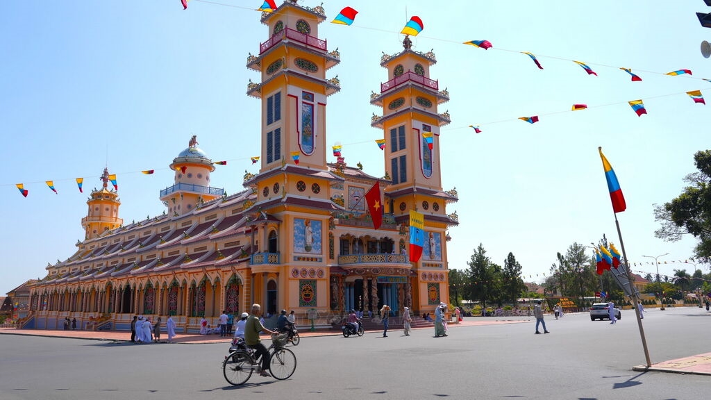 Tòa thánh Cao Đài Tây Ninh tại phường Long Hoa, tỉnh Tây Ninh được xem là trung tâm tinh thần của đạo Cao Đài. (Ảnh: Minh Phú/TTXVN)