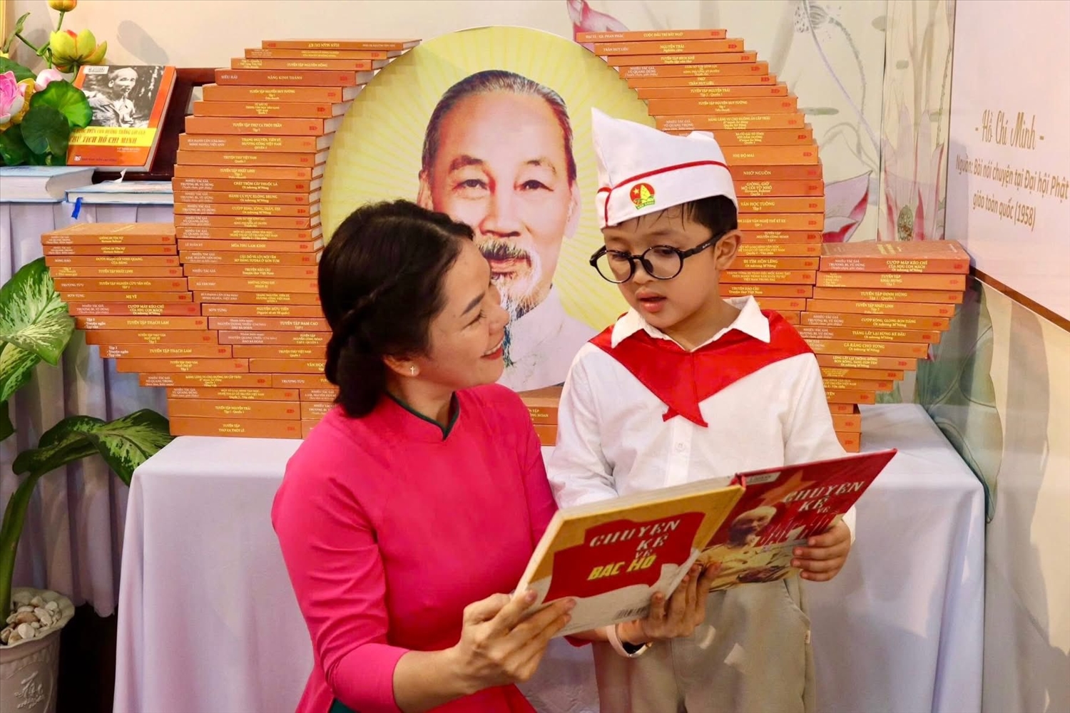 Thành phố Hồ Chí Minh ra mắt Không gian văn hóa Hồ Chí Minh tại các cơ sở tôn giáo 1