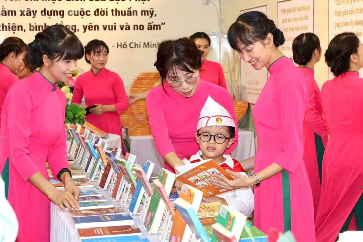 Thành phố Hồ Chí Minh ra mắt Không gian văn hóa Hồ Chí Minh tại các cơ sở tôn giáo 2