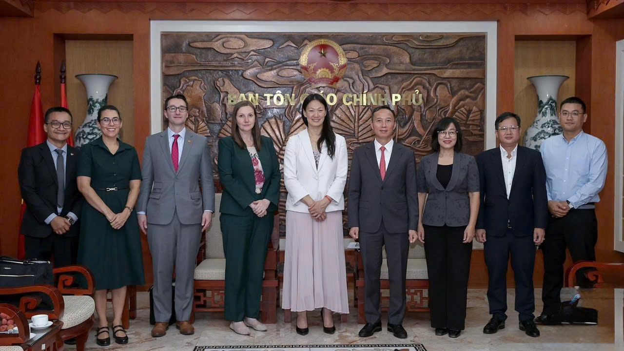 Tại buổi tiếp, hai bên bày tỏ sự tin tưởng vào những tiến triển trong quan hệ song phương sắp tới