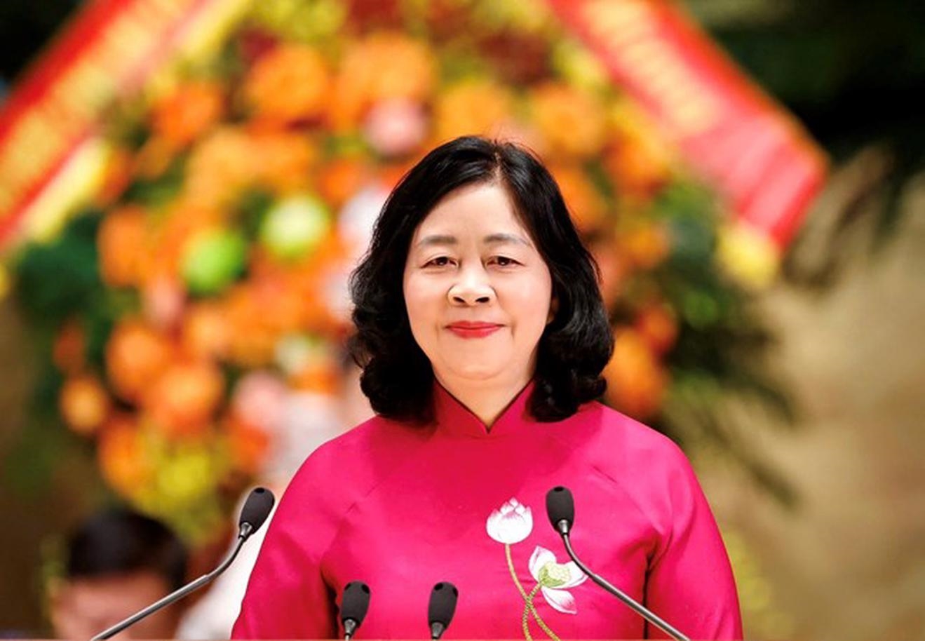 Bà Bùi Thị Minh Hoài - Ủy viên Bộ Chính trị, Bí thư Trung ương Đảng, Chủ tịch Ủy ban Trung ương Mặt trận Tổ quốc Việt Nam