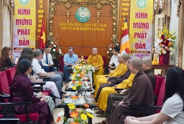 Chư tôn đức lãnh đạo Trung ương Giáo hội Phật giáo Việt Nam tiếp Phó Chủ tịch Quốc hội Cộng hòa Liên bang Đức