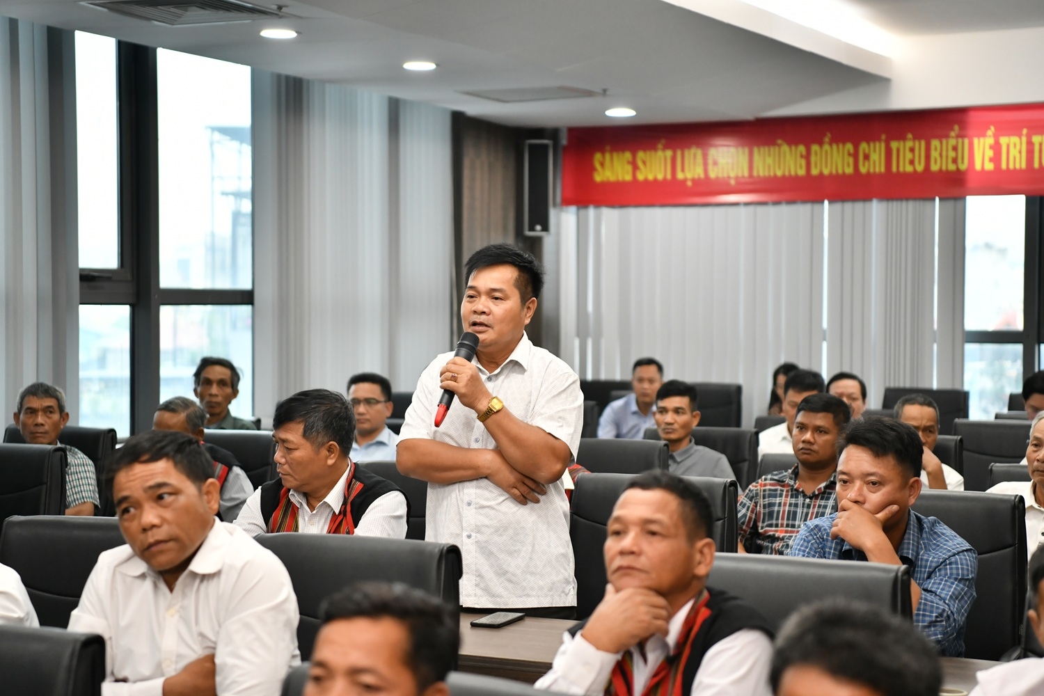 Ông Hoàng Kim, người có uy tín thôn Sà Khia, xã Kim Ngân