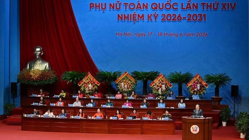 Phiên khai mạc trọng thể Đại hội đại biểu Phụ nữ toàn quốc lần thứ XIV. (Ảnh: THỦY NGUYÊN)
