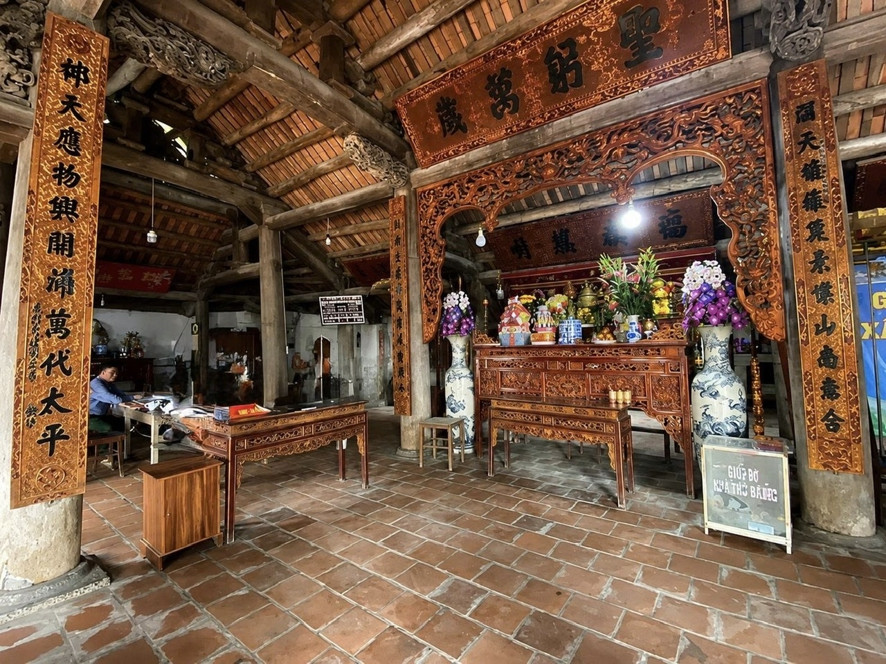 Tinh hoa chạm khắc ở đình Quan Phố là sự giao thoa giữa cung đình và dân gian