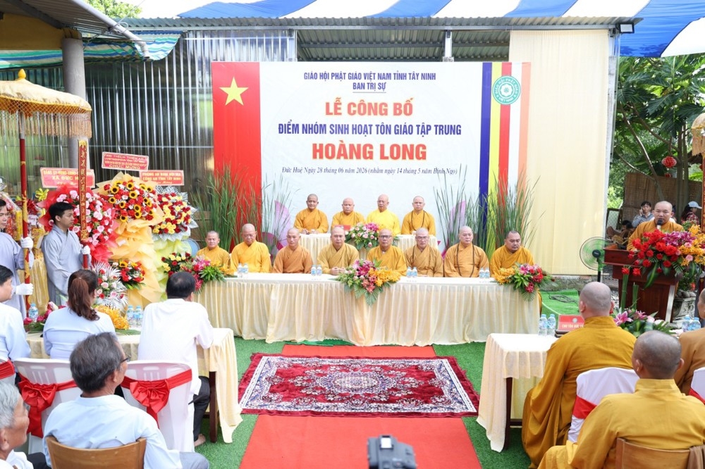 Lễ Công bố điểm nhóm sinh hoạt tôn giáo tập trung Hoàng Long, xã Đức Huệ, tỉnh Tây Ninh
