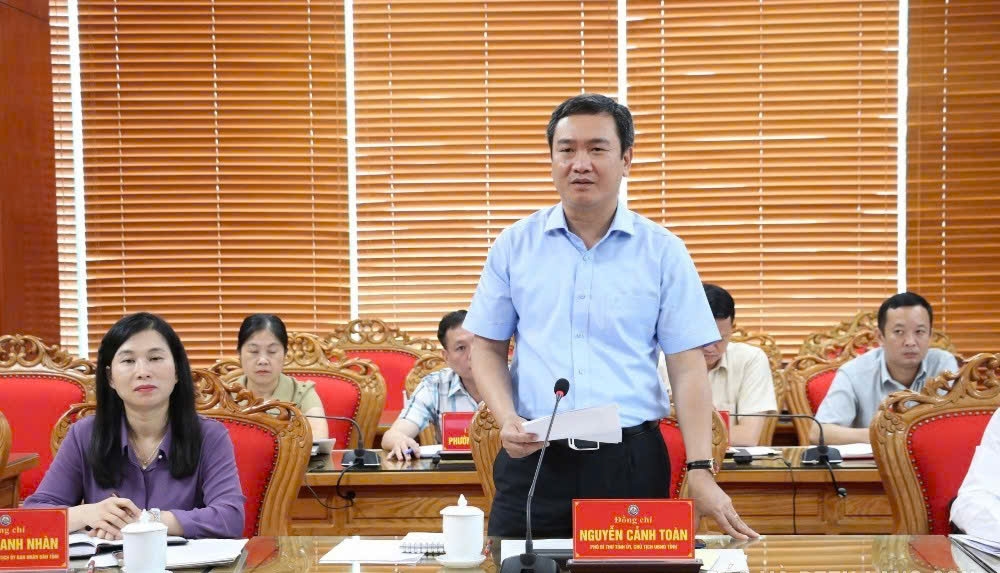 Phó Bí thư Tỉnh uỷ, Chủ tịch UBND tỉnh Lạng Sơn Nguyễn Cảnh Toàn phát biểu tại buổi làm việc với Bộ Dân tộc và Tôn giáo