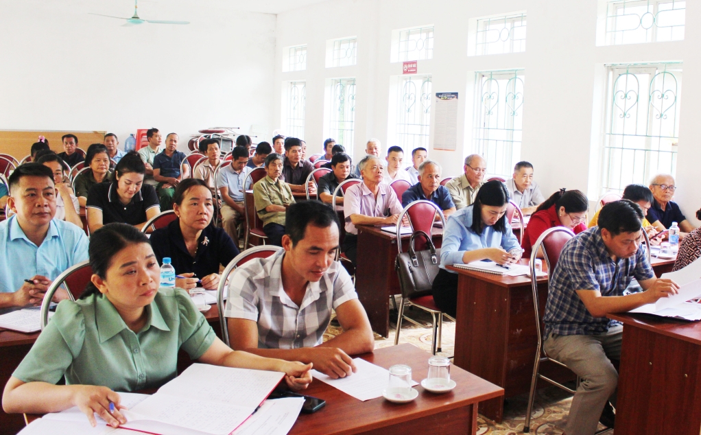 Công tác tuyên truyền, phổ biến giáo dục pháp luật đã thu hút được đông đảo cán bộ cơ sở tham gia