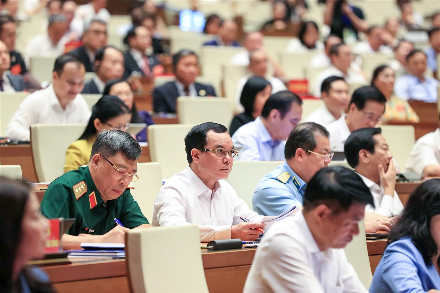 Các đại biểu dự hội nghị tại điểm cầu Nhà Quốc hội. Ảnh Phạm Hải
