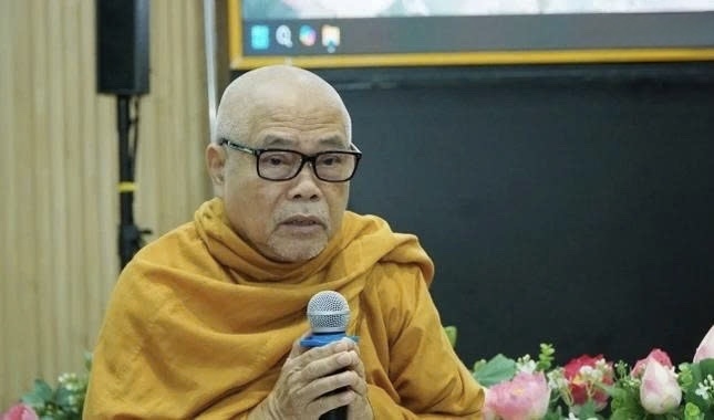 Tại buổi lễ, Hòa thượng Thích Giác Toàn - Phó Chủ tịch Hội đồng Trị sự Giáo hội Phật giáo Việt Nam thành kính dâng lời thơ cúng dường giác linh Bồ Tát Thích Quảng Đức.